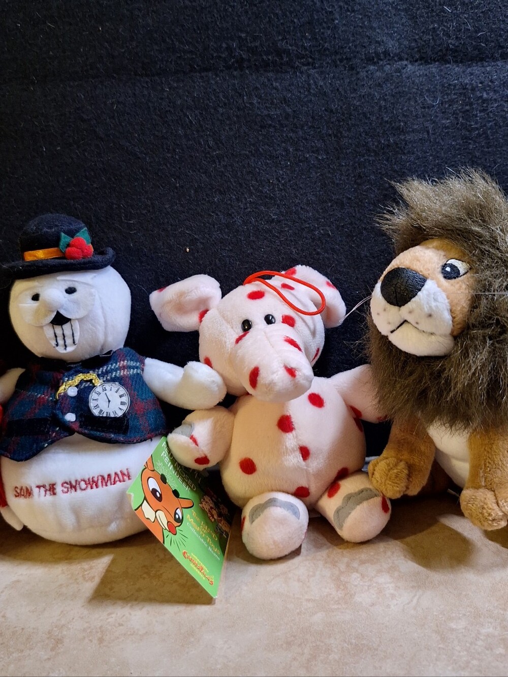 Prestige 2000 Rudolph Island Of Misfits Plush King Moonracer Elephant Sam Lot/3